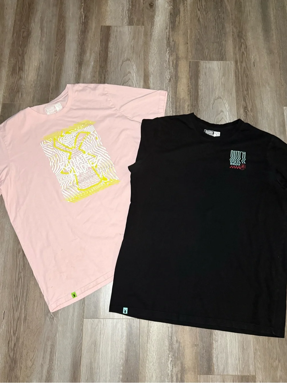 Lot of 2 Dutch Bros Black & Light Pink Short Sleeve Graphic Tees 2XL - Picture 2 of 2